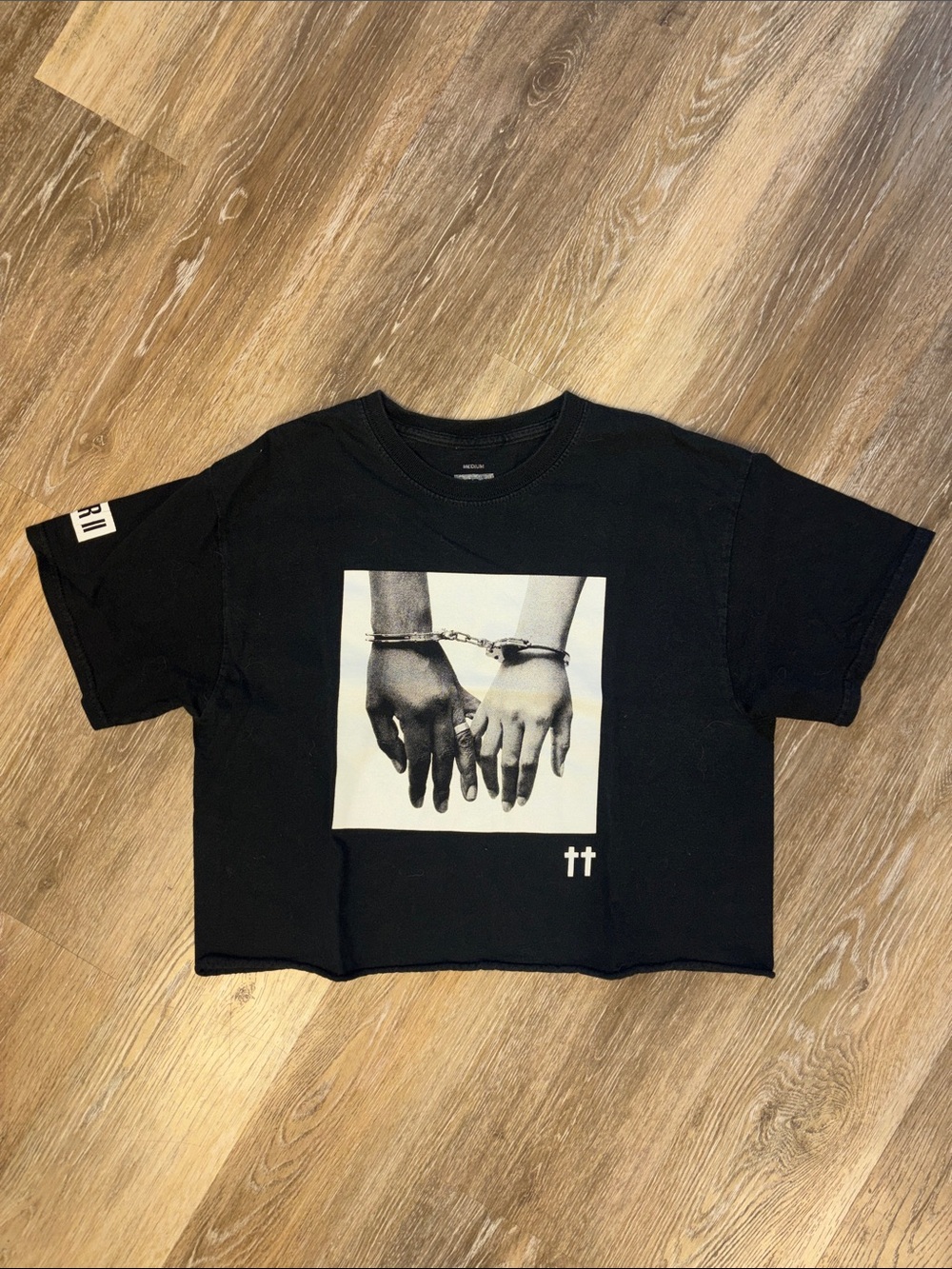 Unbranded Black Cropped Graphic Tee with Handcuff Photo - Women's Short Sleeve